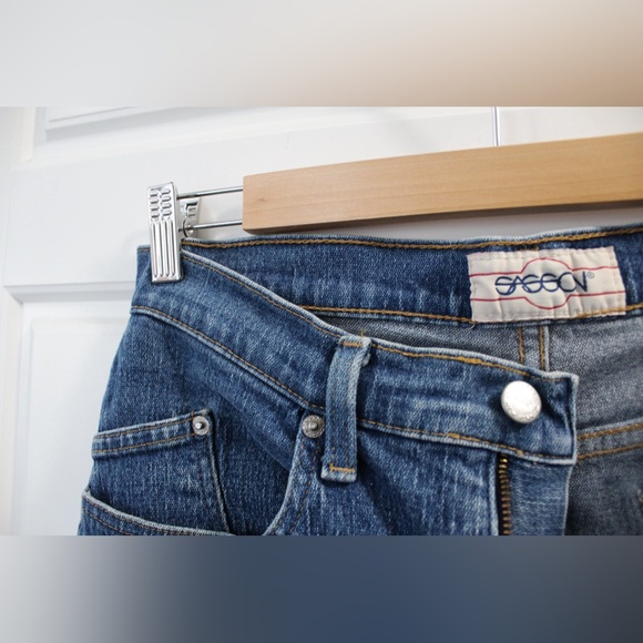 80’s Vintage Sasson high waisted mom jeans. - Picture 9 of 15